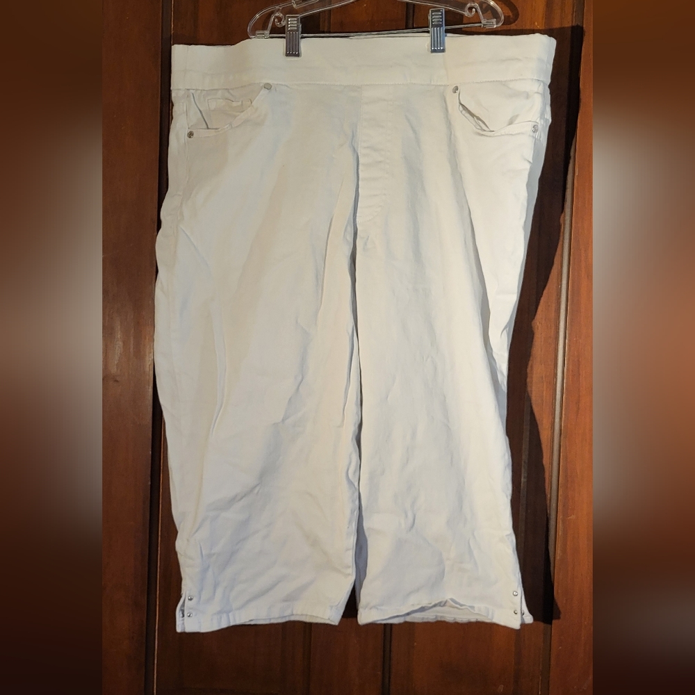 White Capris